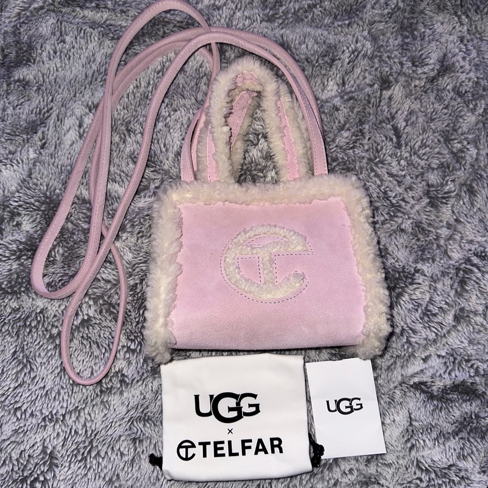 Pink UGG Telfar small bag🩷🩷🩷